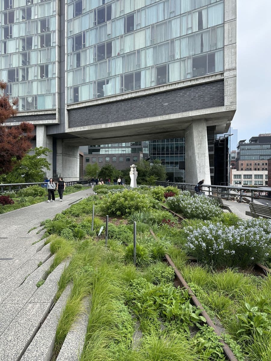 Souvenir du jour 10 — High Line, Vessel, Pier 86 & Chelsea Market